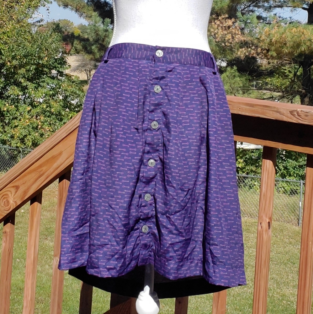 🌟 3 for $15 Deal! 🌟Xhilaration pink arrow blue button skirt L